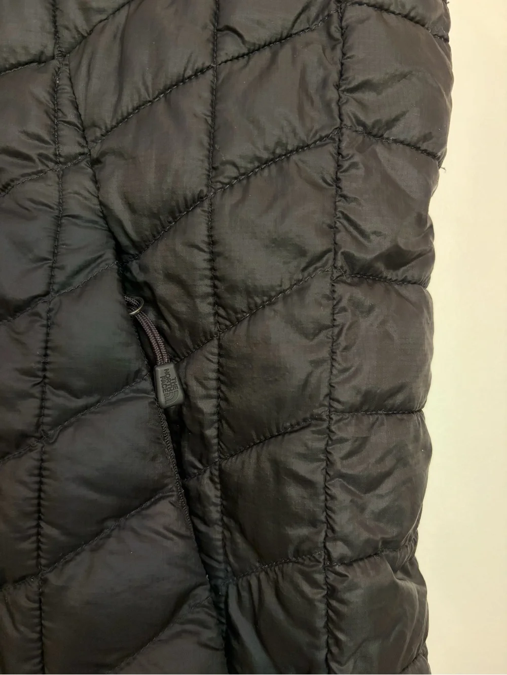 The North Face ThermoBall Eco Vest – Men’s Large – Black